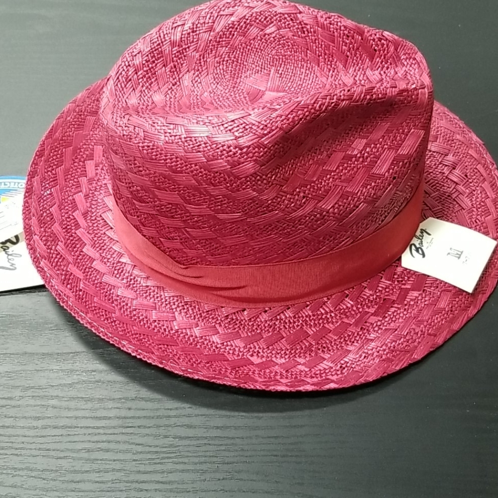 A Bailey's of Hollywood Fedora!